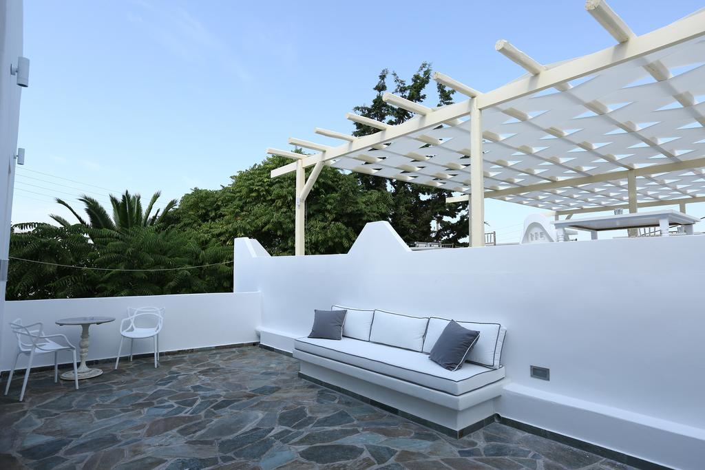 The White Suites Adamantas  Exterior foto