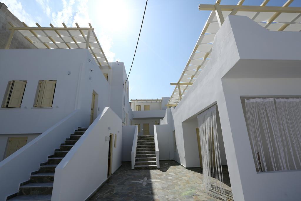 The White Suites Adamantas  Exterior foto